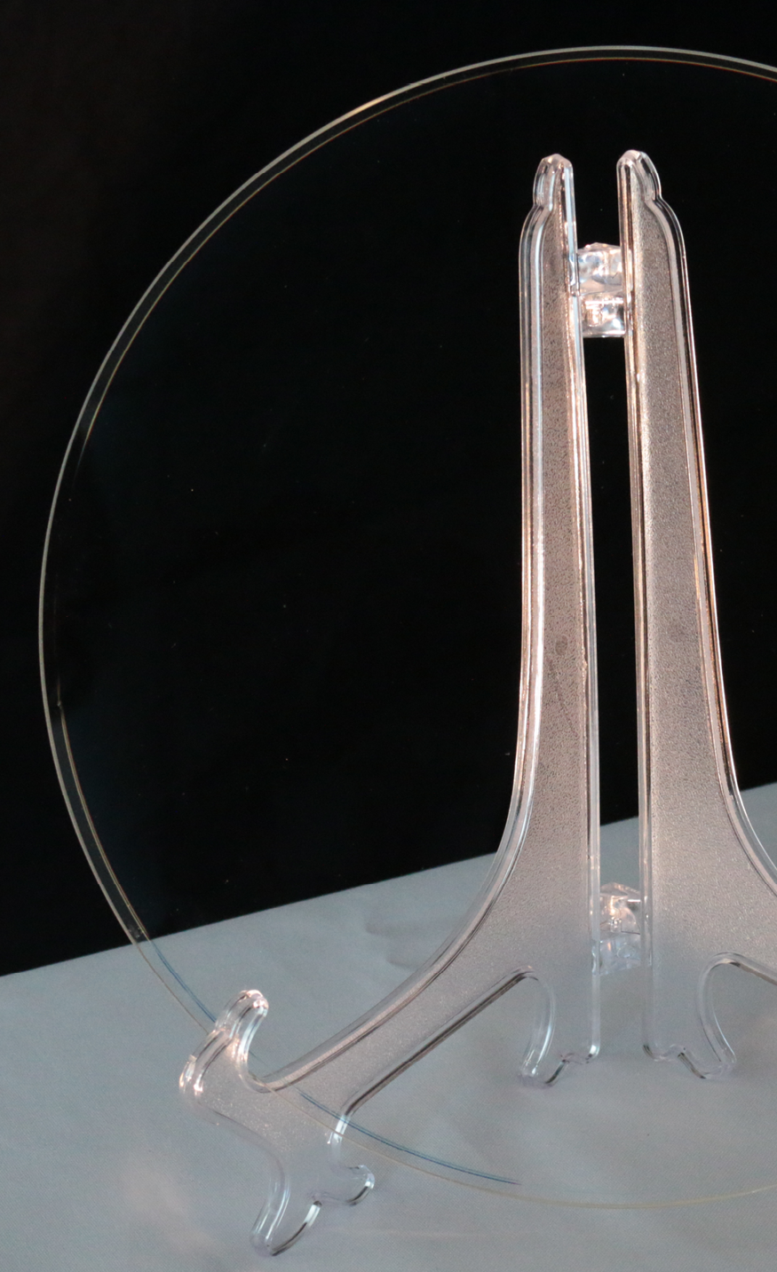 Anti-Reflective (AR)